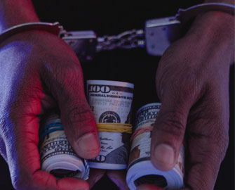 Mệnh lao tù, càng nhiều tiền càng dễ gặp họa hình ngục